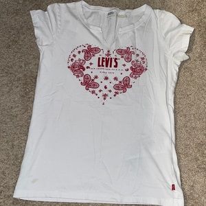 Levi’s V-neck T-shirt